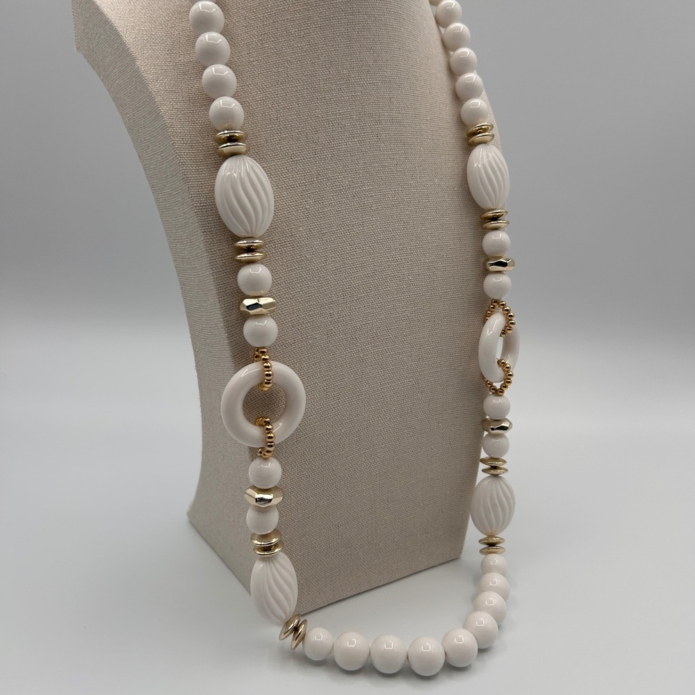 Vintage White Gold Tone Chunky Bead Statement Necklace Single Strand Retro 26" - Picture 3 of 10